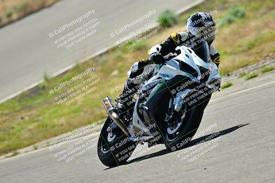 media/Apr-12-2025-TrackXperience (Sat) [[06d2a48708]]/Level 3/Session 3 (Turn 11)/